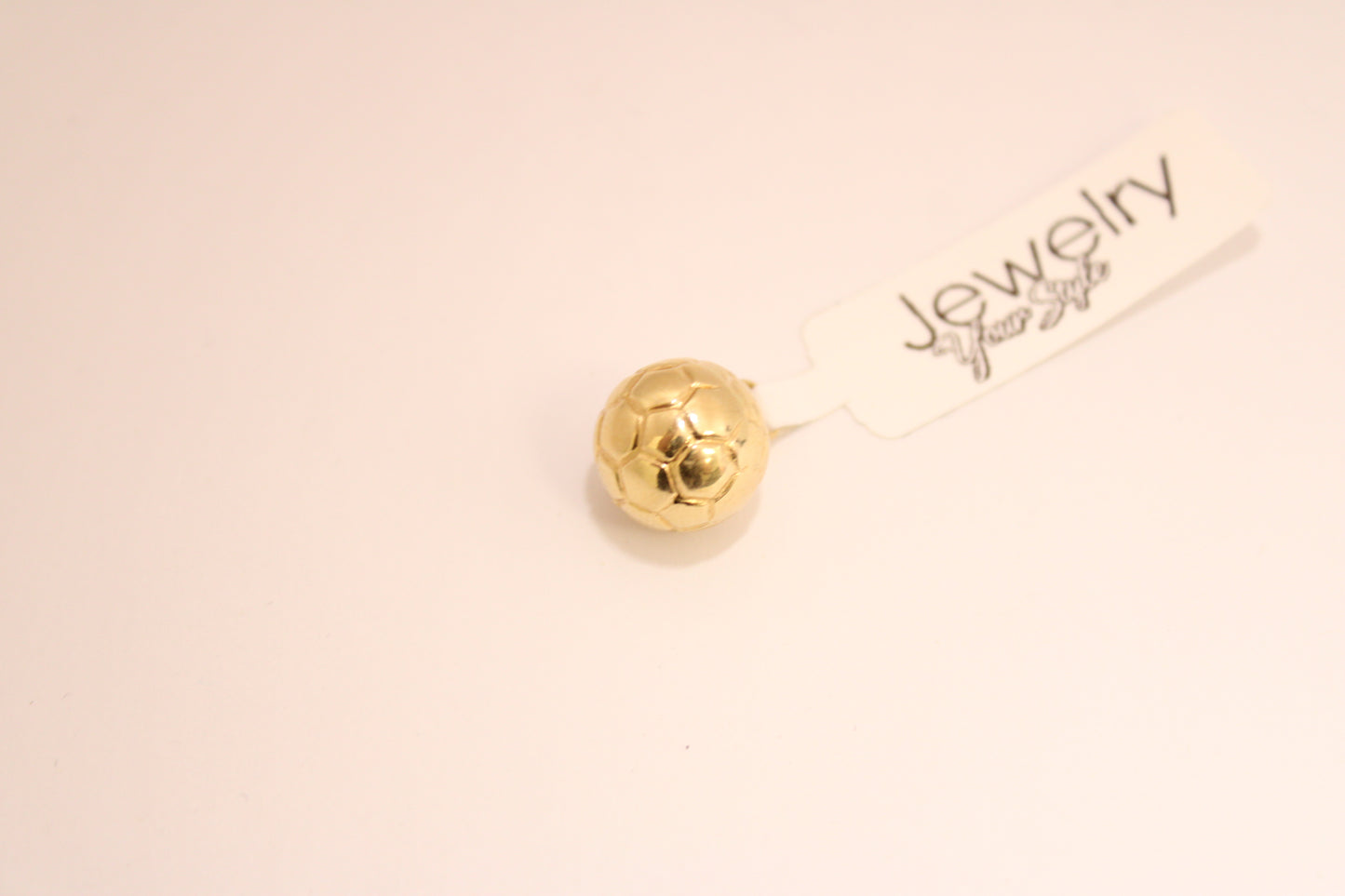 18K Gold Soccer Ball Pendant – Perfect for the True Fan