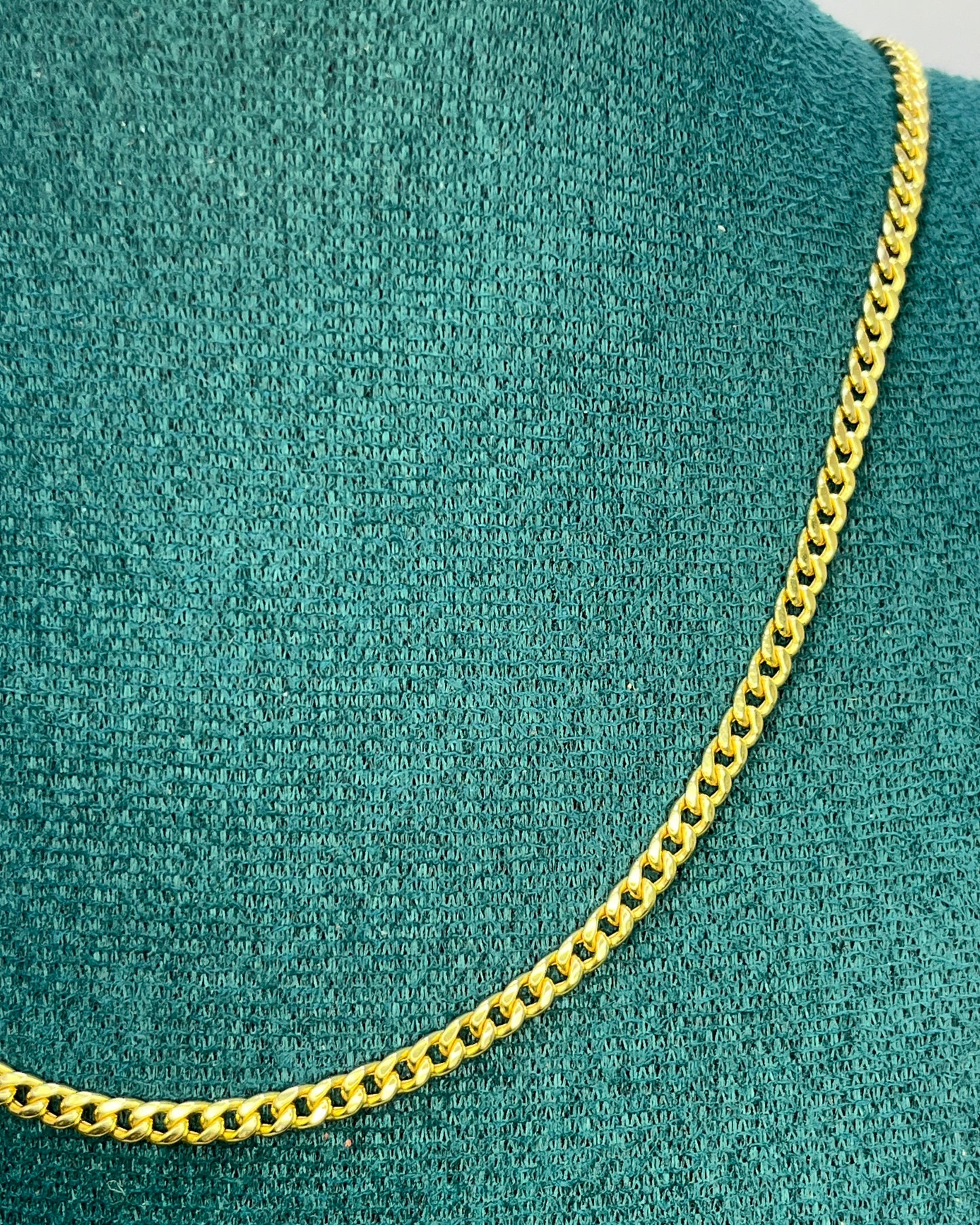 Cuban Chain 22" 10K Gold