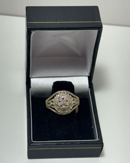 Flor Círcular Anillo Cóctel Cover Gold