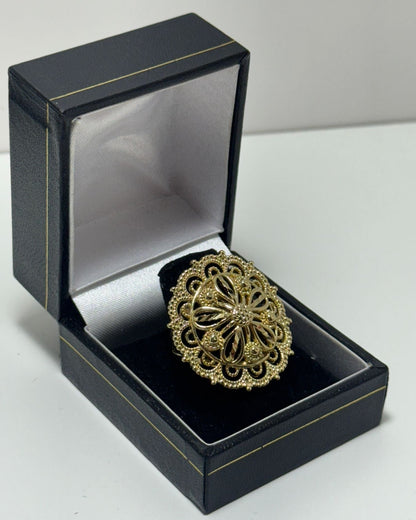 Encaje Elegante Anillo Cóctel Gold Cover