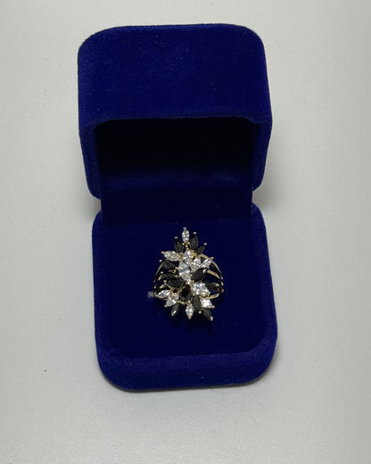 Hojas Blancas y Negras Anillo Cover Gold