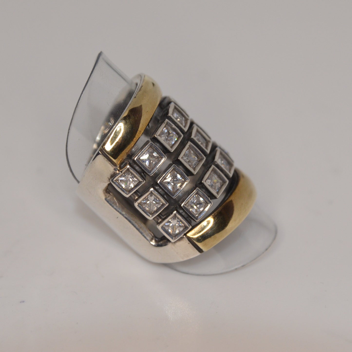Striped Cocktail Ring Gold-Silver