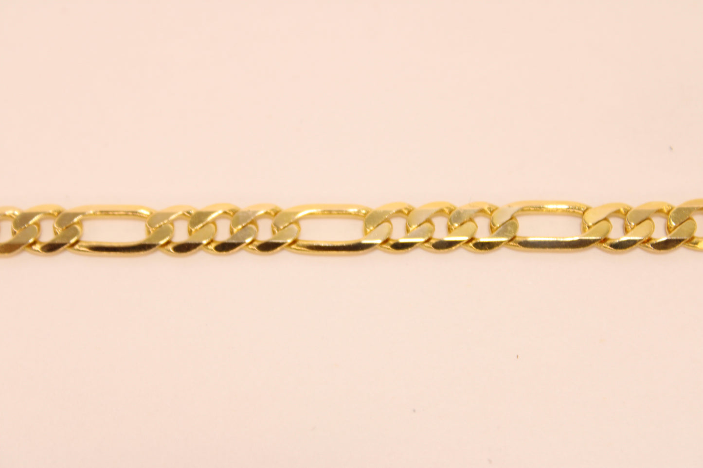 22" - 14K Gold Figaro Chain – Timeless Style with Bold Character