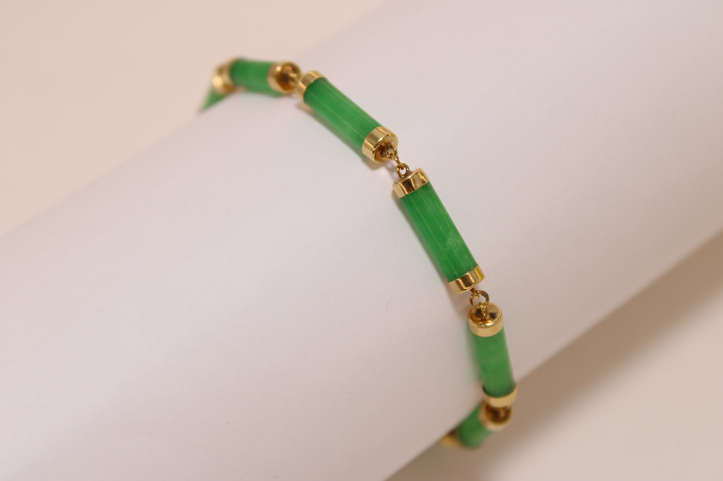 14K Premium Jade Bracelet with Cylindrical-Cut Stones
