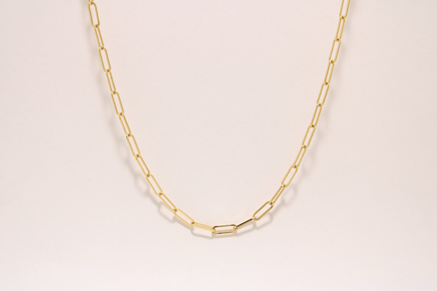 22" - 18K Gold Paperclip Link Chain