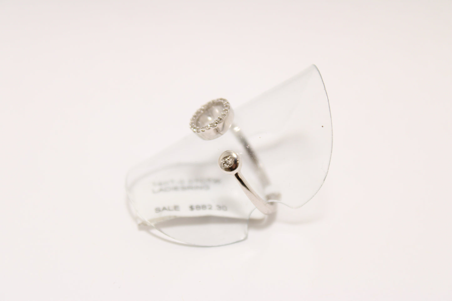 14K White Gold Open Circle Pavé Ring