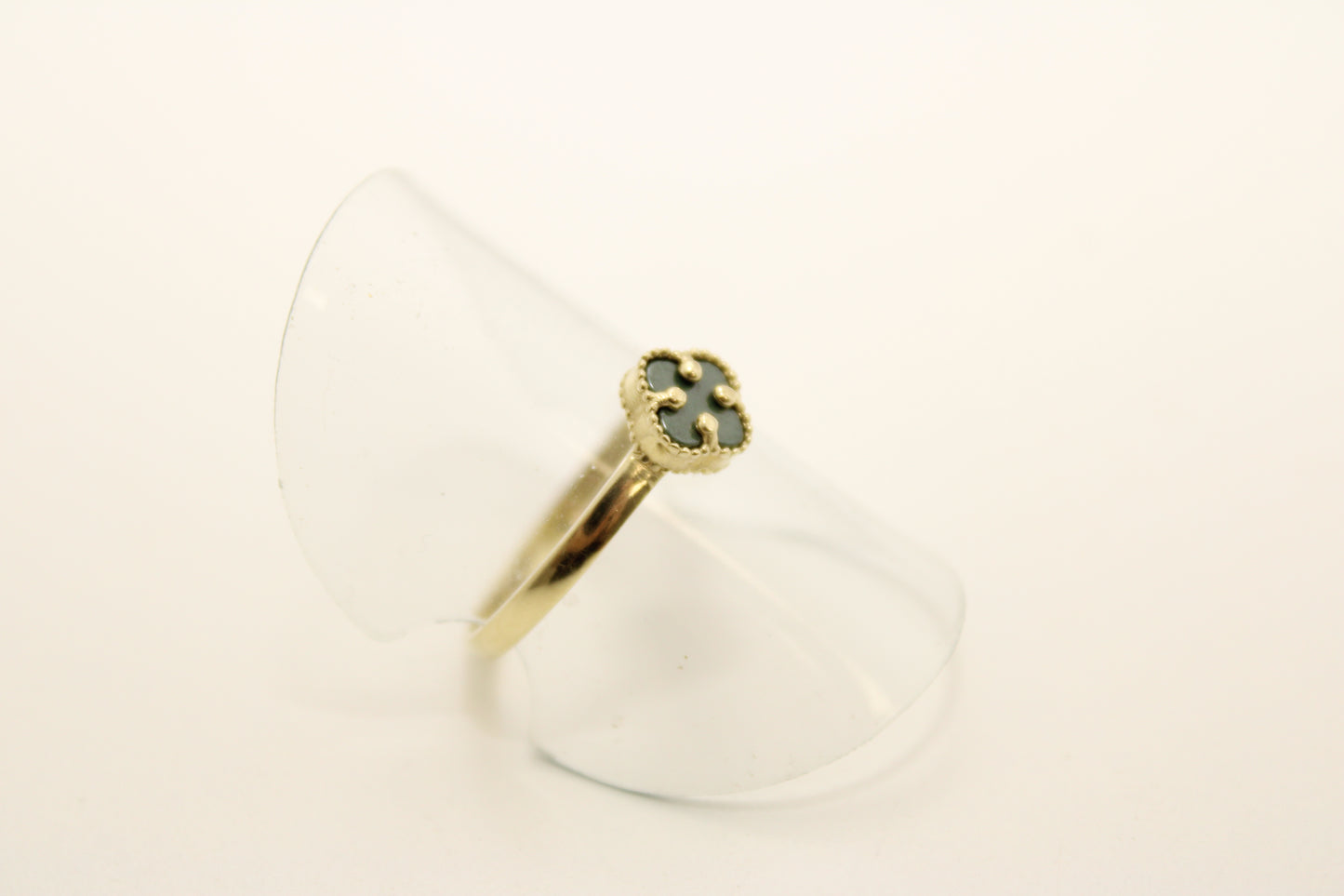 10K Gold Clover Ring with Green Stone