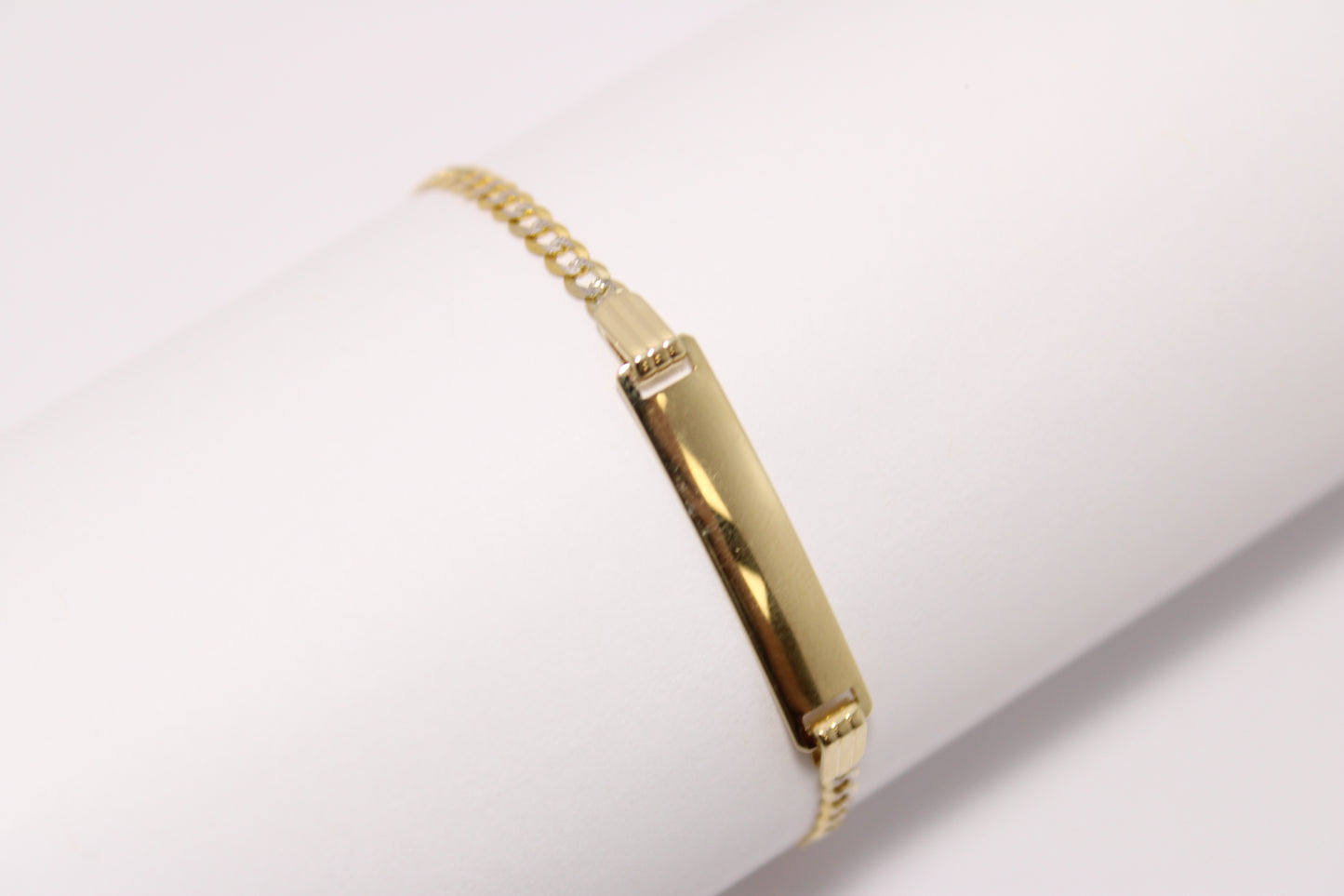 Unisex Children’s 14K Gold Bracelet with Personalized Name Plate