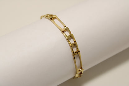 14K Yellow Gold Long-Link Figaro Bracelet 7inch 6.5mm