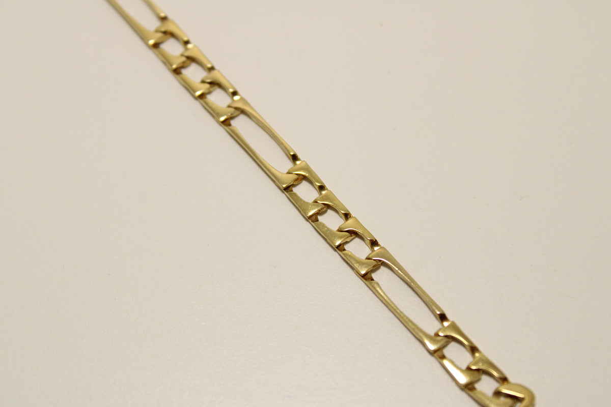 14K Yellow Gold Long-Link Figaro Bracelet 7inch 6.5mm