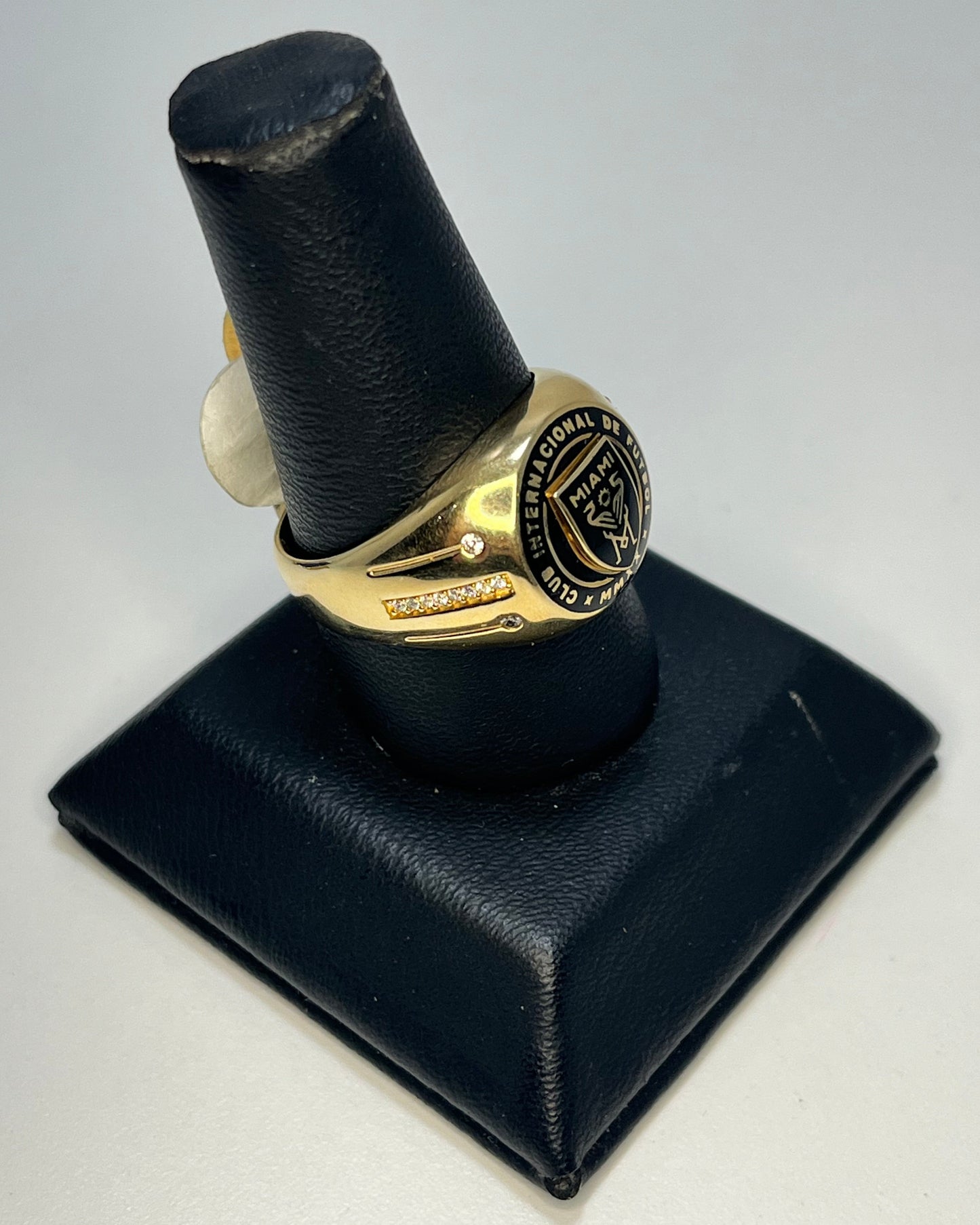 Miami Futbol Emblema Anillo Oro 14K