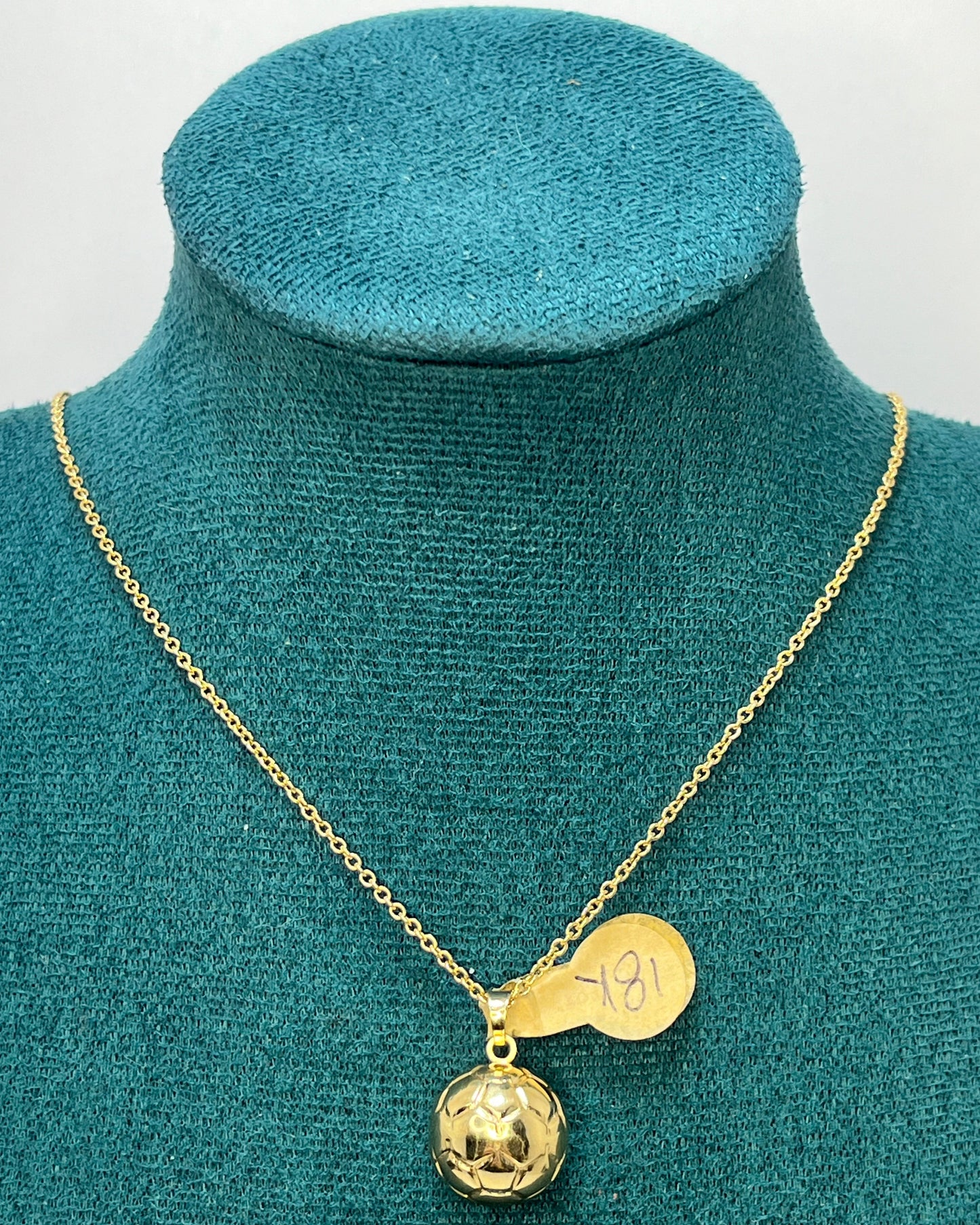 Colgante Balón de Fútbol 3D Oro 18K