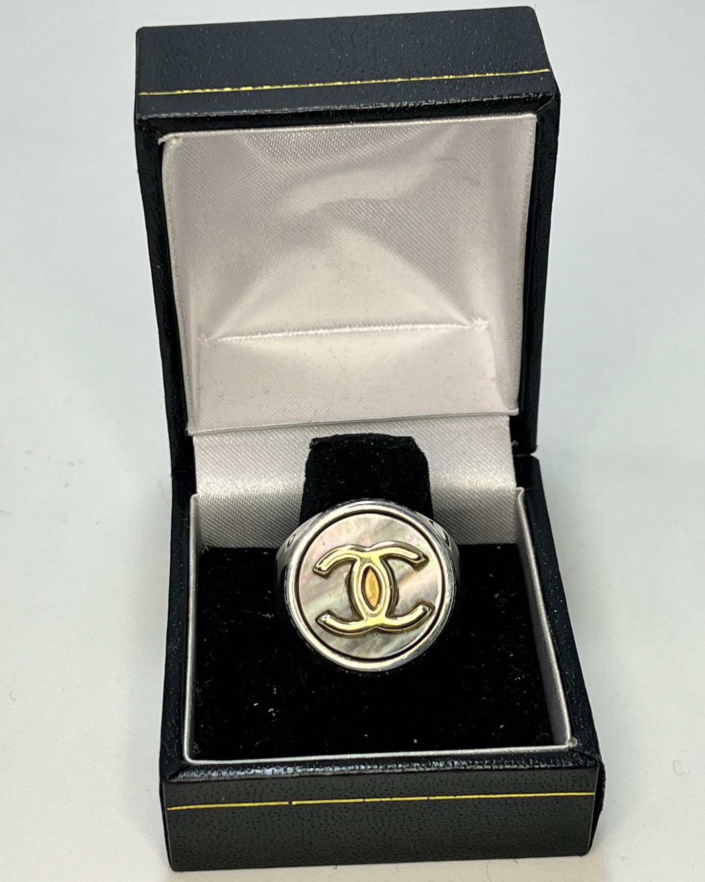 Anillo Cóctel CC Madre Perla Gris Oro-Plata