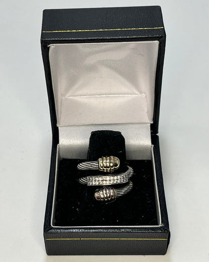 Anillo Cable Dos Tonos Centro Adiamantado Oro-Plata