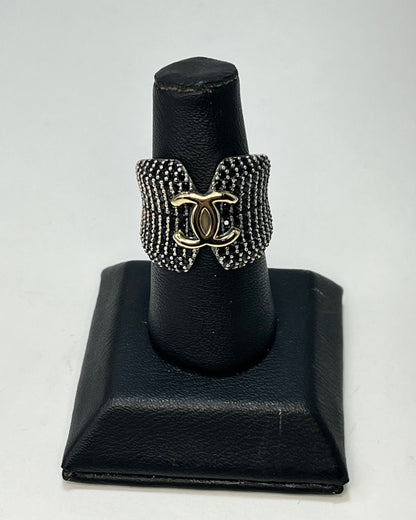 Black CC Cocktail Ring Gold-Silver