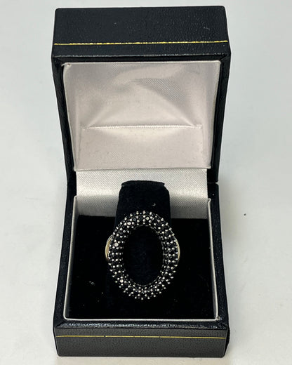 Black Hollow Circle Cocktail Ring Gold-Silver