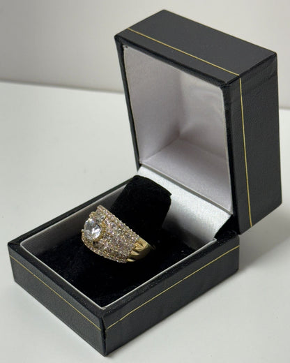 Princesa Gruesa Tenis Anillo Cóctel Cover Gold